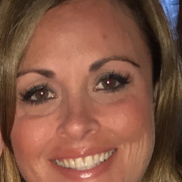 Meet your Posher, Maura - Picture 4 of 4